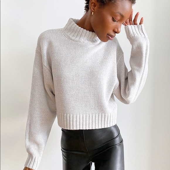 Aritzia sweater - Picture 4 of 4